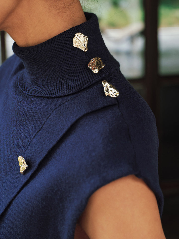 Metal Detail Turtleneck Sleeveless Knit Vest